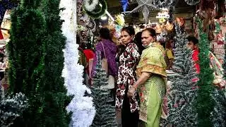 Christmas shopping in Pakistan