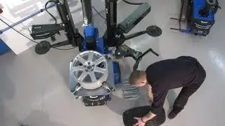Hofmann Megaplan Megamount 703 XL Racing Reifenmontiermaschine
