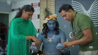 Achieve a GORGEOUS Krishna Makeup Look with These Easy Tips