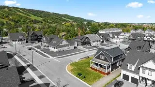 Welcome to 150 Courtland St., Blue Mountains 🏔️⛷️🏌🏼&zwj;♀️ (CDN$) 1,399,000