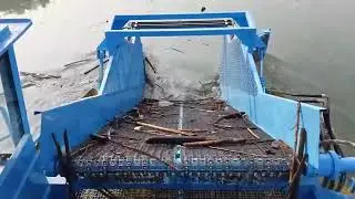 River and Lake Cleaning Machine / Garbage Collection Boat