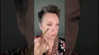 Flattering Contour Over 50 &mdash; Updated Steps for a Softer, Natural Look    #MatureMakeupTips