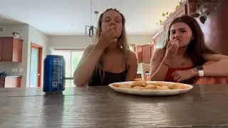 Pizza rolls 