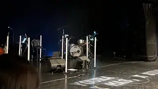 친구만나러입국길마중나와밥먹은후유라연말재즈콘서트갔다가알바가는브이로그