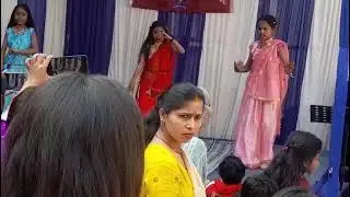 Jhumka utha ke laya yaar be bareli ke bazar se