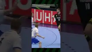 the man flying every moment handball#handball#handballhighlights#trending#ytshorts#shorts#sports#yt