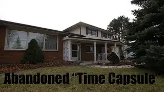 (TIME CAPSULE) Exploring Abandoned 1960s house With Tennis court & Coffin Pool Lots left behind