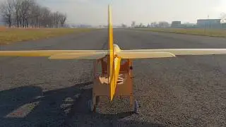 Motoaliante L213A al decollo!!