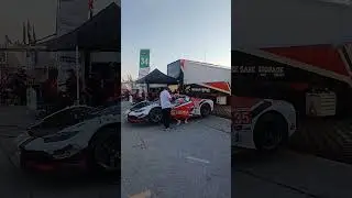 Daniel Serra and Giacomo Altoe have a really good practice driver change