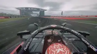 So I tried F1 25 ULTRAREALISTIC  ReShade + Path Tracing + DLSS 4.5 - RTX 5070Ti