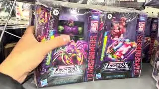Набор из двух фигурок Transformers Legacy United (2 шт.) 2026 года