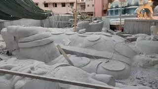 Massive statue of 300 tonnes Sri Maha Vishnu 64 feet present working at Ejipura.