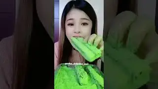 Eating Wonderful Matcha Color Ice #asmr #food #eating #asmrice #asmreating #iceasmr #eatingasmr #ice