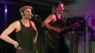 Les Trois Coups - Un arc contre un fusil - Live &agrave; la MDE (Lille)
