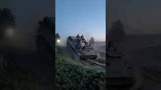 The MT-LB and BMP Engines Sound Truly Impressive #MilitaryVehicles #engineering