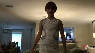 Monkey to football player big dramatic, pause￼