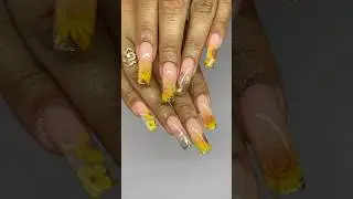 Sunflower Nails 🌻 Follow Me On IG @yaris.nails #shorts #nails #nailvideo #nailart #nailtech