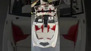 Катер Tige 22 RZX  &mdash; это спортивный буксировщик длиной 6.70 м с 16 местами #воднаятехника #гидрлцикл