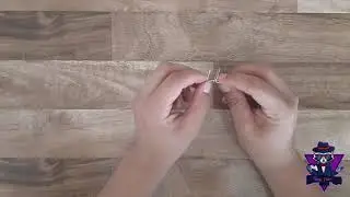 Как сделать подставку для телефона из скрепки ?