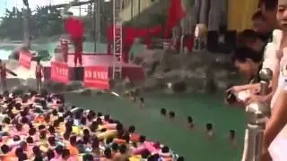 Super Crowded Chinese Wave Pool