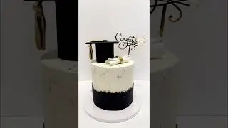 graduation Cake design 🎓 #cake #snscakes #birthdaycake #cakedecorating #cupcake #cakedesign #disney