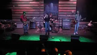 The Golden Grenades - Fade Away (Live 88nine Radio Milwaukee)