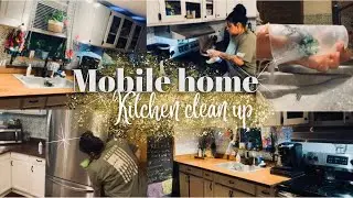 Mobile Home Kitchen Clean Up