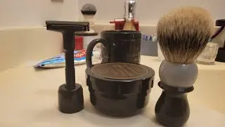 Taylor of Old Bond Street tobacco leaf & shave adjustable razor