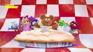 Muppet Babies | To Get You Laughing Music Video 😂 | Disney Junior Arabia