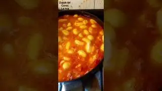 Zuppa del Corso, Gnocchi, Pomodoro, Formaggio Pasta Filata, Pancetta di maiale, Olio.