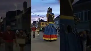 Katuit in Dendermonde #reuzen #shorts #Bertinanola