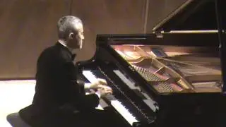 Pavel Nersessian plays El Corpus Christi en Sevilla by Isaac Alb&eacute;niz (Iberia, 1st book, № 3)