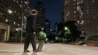 Street Skateboarding At Night In Mumbai