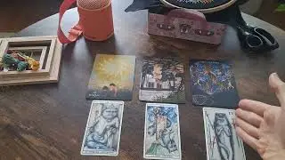 TAROT Kova Burcu Ocak 2026: Unuttuğun Sen'in Doğumu 
