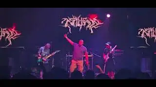 DISPLEASURE en Uniclub