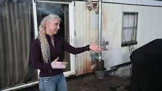 School bus driver alerts homeowner to fire