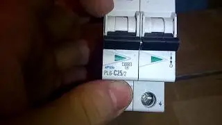 Автомат EATON на 25А 2-х полюсной