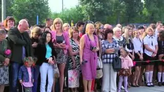 1 сентября, первоклашки и выпускники, Школа №6 ИЗЮМ