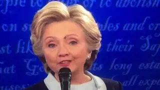 #Debates2016  Fly on Clinton face