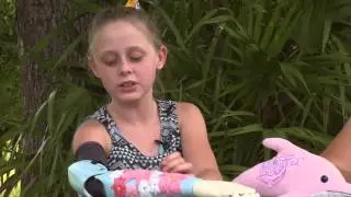 Little Girl Gets 3D Printed Arm from Dolphin with Prosthetic Tail