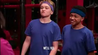 KIDS BATTLE Moms In A TRAMPOLINE PARK