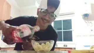 Teen fails to make cocktails for 15 minutes straight