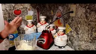 Mayonesa casera,a la manera de esta cubana, rica ademas de original,sígueme y veras.