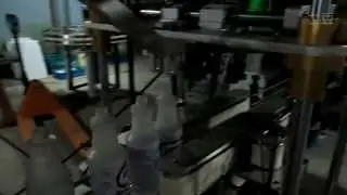 linear type liquid detergent filling and cap screwing system 30-60BPM bottle filler and capper