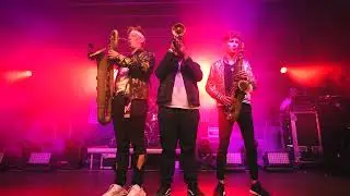 Blowing Doozy - Kashmir - Live
