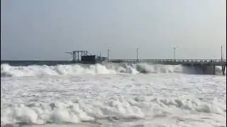 FUERTES OLAS 🌊 EN EL PUERTO DE LA LIBERTAD EL SALVADOR 🇸🇻