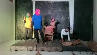 Pementasan sajak sebatang lisong karya WS. Rendra