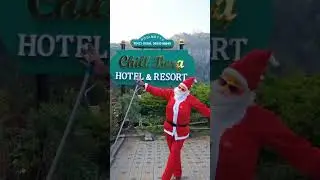 🎄✨ Merry Christmas from Chill Berg Hotel & Resort!🥳🤩