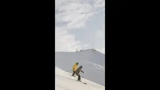 Feel the thrills of the snowy caps of Coronet Peak, New Zealand ⛷️ #IfYouSeekNZ