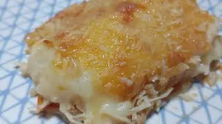 Torta de frango com massa de mandioca super saborosa 